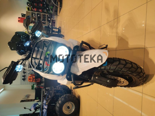 Скутер TMBK TANK 50 (150) White фото 19 Скутер TMBK TANK 50 (150) White фото 19