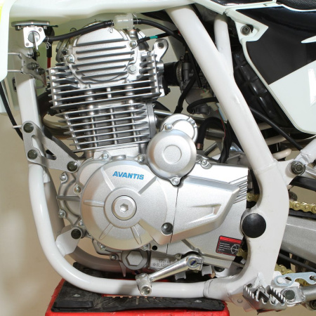 Мотоцикл кроссовый / эндуро Avantis (Авантис) FX 250 Lux (PR250/172FMM - 5, возд.охл., баланс. вал) 2021 с ПТС - купить с доставкой, по выгодной цене в интернет-магазине Мототека