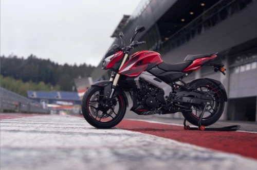 Мотоцикл дорожный BAJAJ (Баджадж) Pulsar NS400Z с ПТС фото 3 Мотоцикл дорожный BAJAJ (Баджадж) Pulsar NS400Z с ПТС фото 3