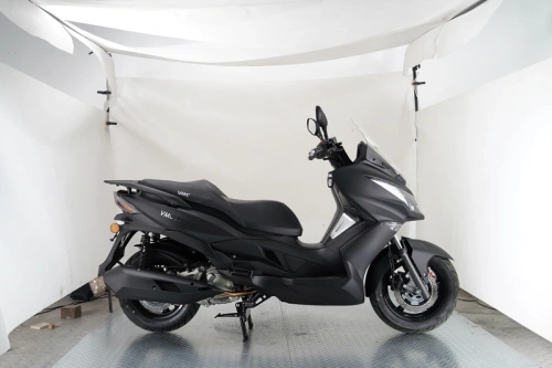 Скутер Vento (Венто) VMC Z1 TY300T-2E 276 см3 СЕРИЯ Т3000 BLACK фото 4 Скутер Vento (Венто) VMC Z1 TY300T-2E 276 см3 СЕРИЯ Т3000 BLACK фото 4